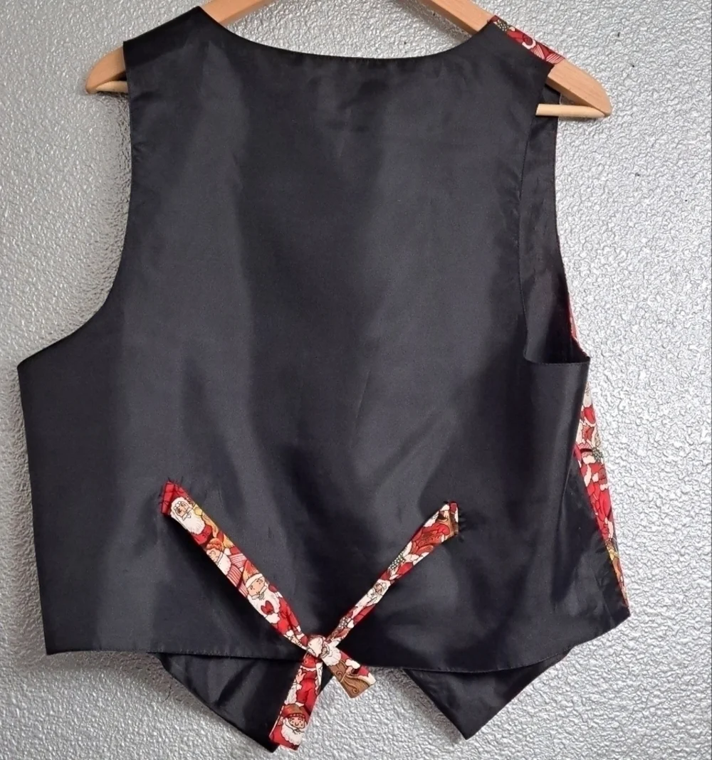 Westbury Men's Santa Claus Vest    Size XL